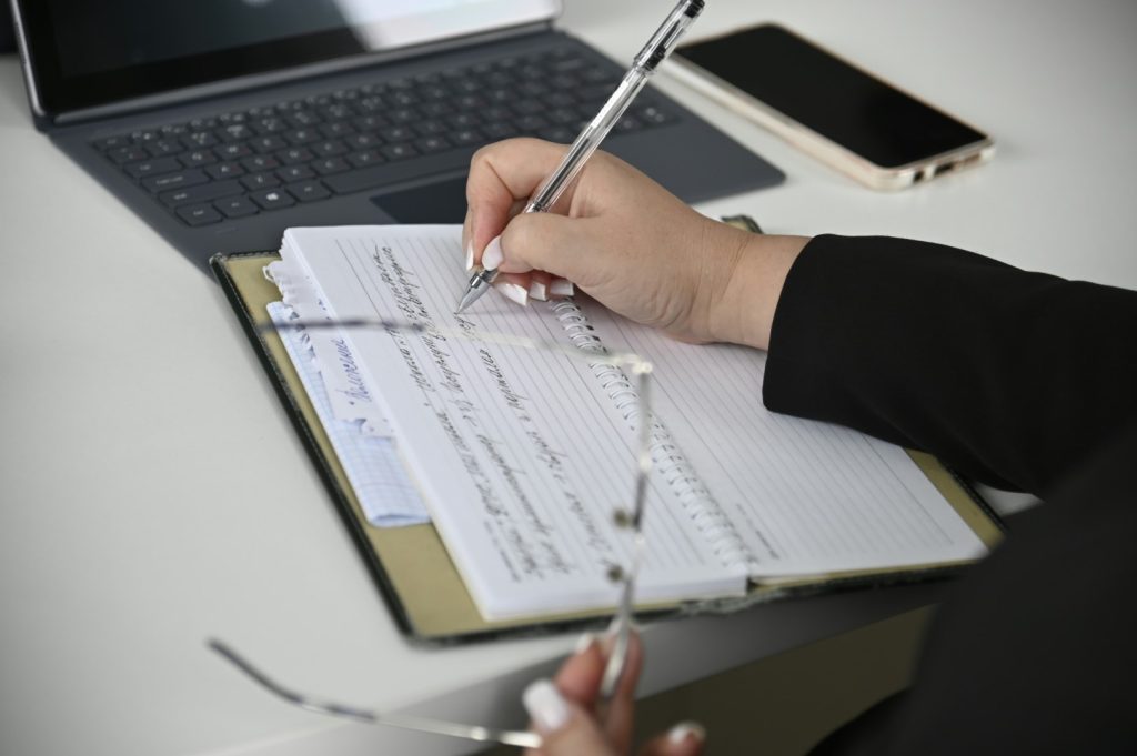 The Financial Metrics Every Interior Designer Should Track Image
